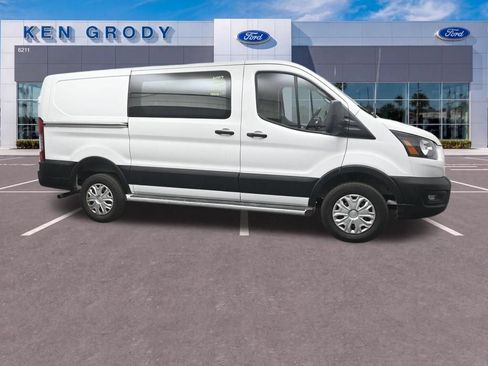 Used 2025 Ford Transit 250 Low Roof w/ Exterior Upgrade Package RWD image 5