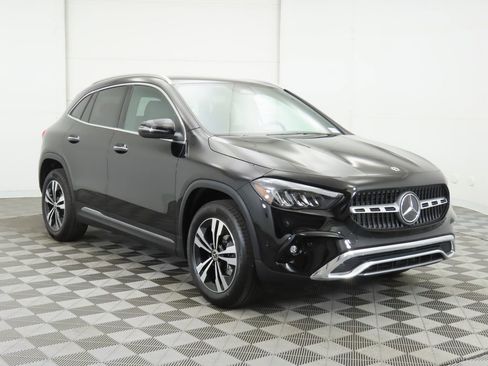 Certified 2025 Mercedes-Benz GLA 250 GLA 250 image 3