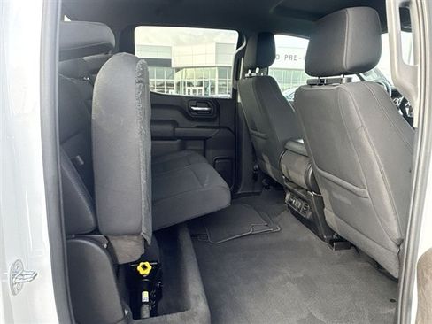 Certified 2022 Chevrolet Silverado 1500 LT w/ Convenience Package II AWD/4WD image 25