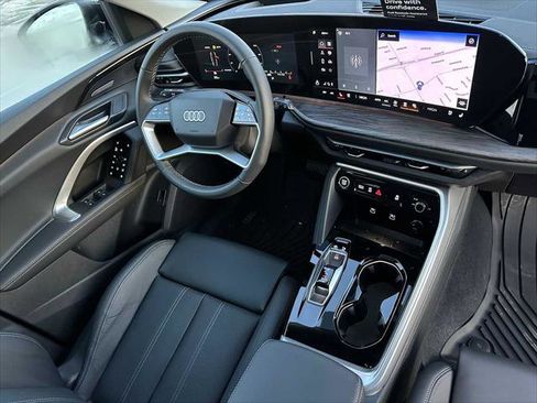 New 2025 Audi Q5 Premium Plus image 11