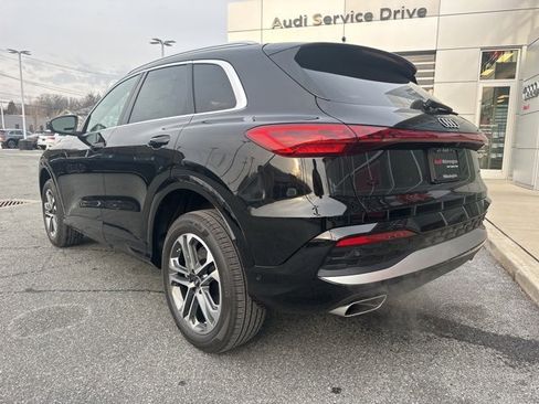 New 2025 Audi Q5 Premium image 3