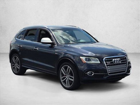 Used 2016 Audi SQ5 Premium Plus w/ Technology Package AWD/4WD image 3