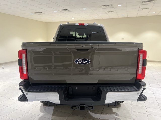 New 2027 Ford F350 Lariat w/ Tremor Off-Road Package AWD/4WD image 4