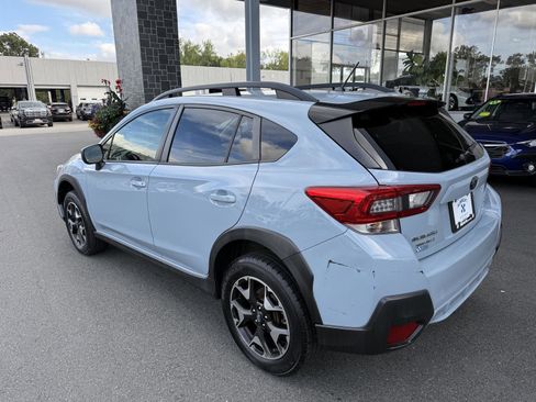 Used 2020 Subaru Crosstrek 2.0i image 3