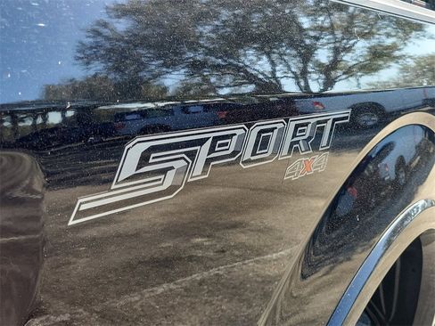 Used 2018 Ford F150 XLT w/ Equipment Group 302A Luxury image 6