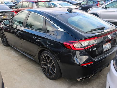 Certified 2023 Honda Civic Sport Touring image 3