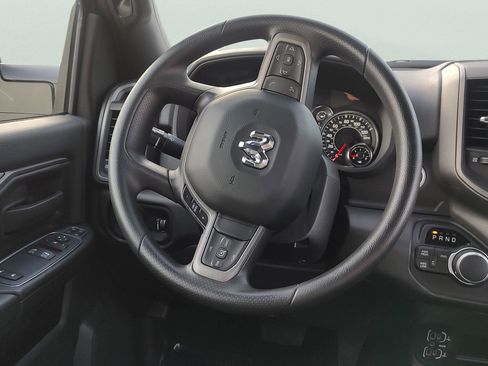 Used 2024 RAM 2500 Tradesman w/ Chrome Appearance Group image 16