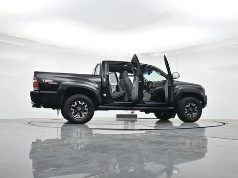 Used 2012 Toyota Tacoma 4x4 Double Cab w/ TRD Sport Upgrade Pkg image 47