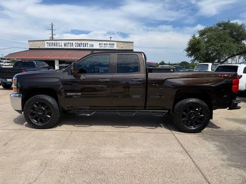 Used 2019 Chevrolet Silverado 2500 W/T AWD/4WD image 4