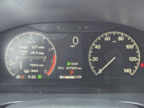 Used 2025 Honda CR-V LX image 12