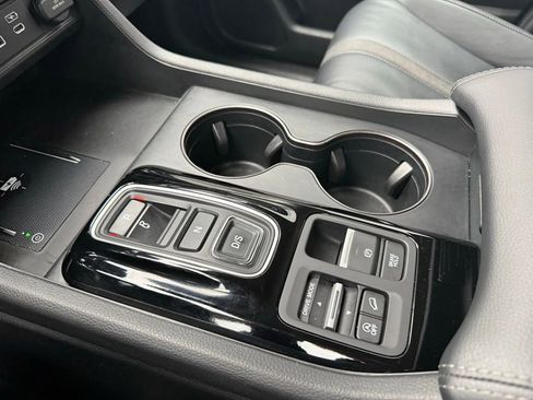 Used 2024 Honda Pilot EX-L image 26