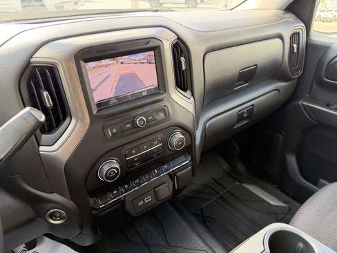 Used 2024 Chevrolet Silverado 1500 Custom image 11