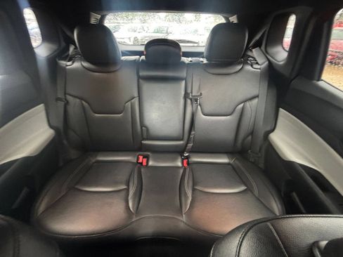 Used 2025 Jeep Compass Limited AWD/4WD image 38