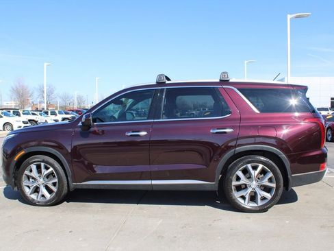 Used 2021 Hyundai Palisade SEL w/ Convenience Package image 4