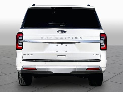 Used 2024 Ford Expedition Max Platinum AWD/4WD image 5