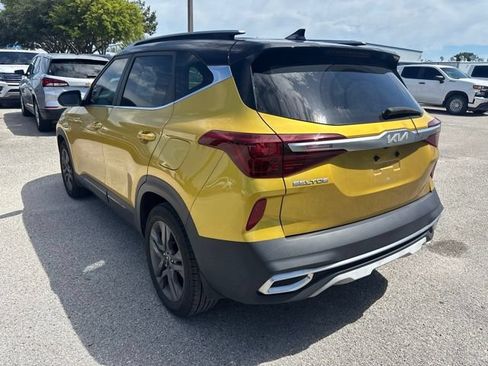 Used 2023 Kia Seltos S w/ Navigation Package FWD image 7