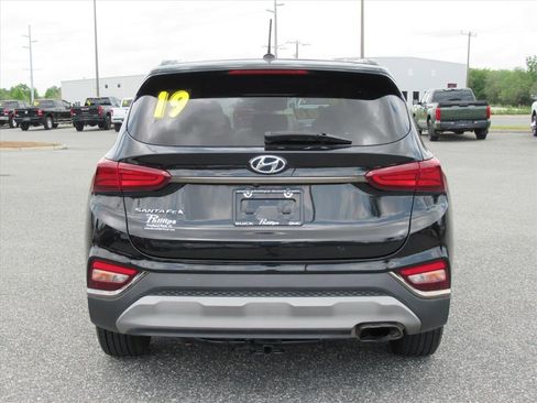 Used 2019 Hyundai Santa Fe SE FWD image 6