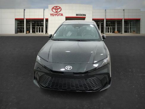 New 2026 Toyota Camry SE image 3