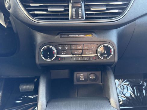 Certified 2024 Ford Escape Active image 15