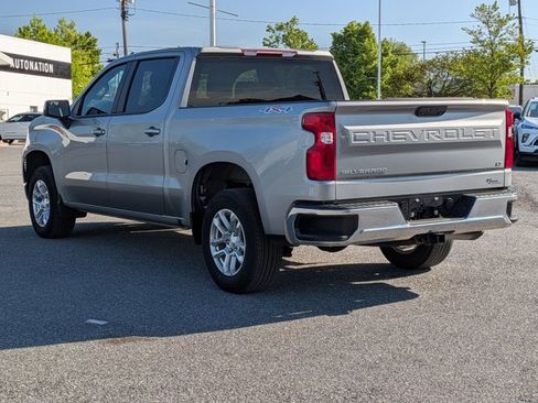 Used 2023 Chevrolet Silverado 1500 LT AWD/4WD image 7