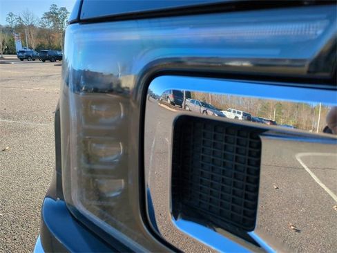 Used 2019 Ford F150 XLT w/ Equipment Group 302A Luxury image 10