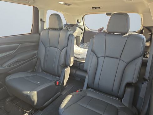 New 2025 Subaru Ascent Bronze Edition w/ Onyx Package image 13