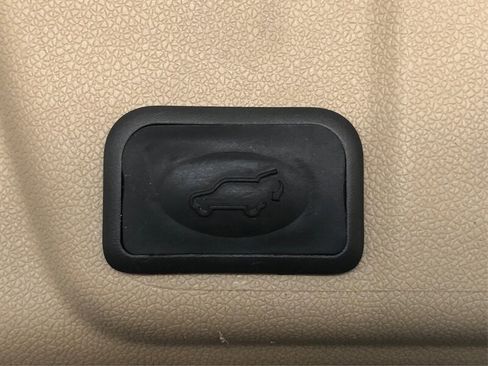 Used 2008 Buick Enclave CXL w/ Entertainment Package #3 image 33