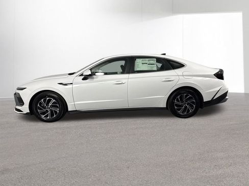 New 2026 Hyundai Sonata Blue image 5