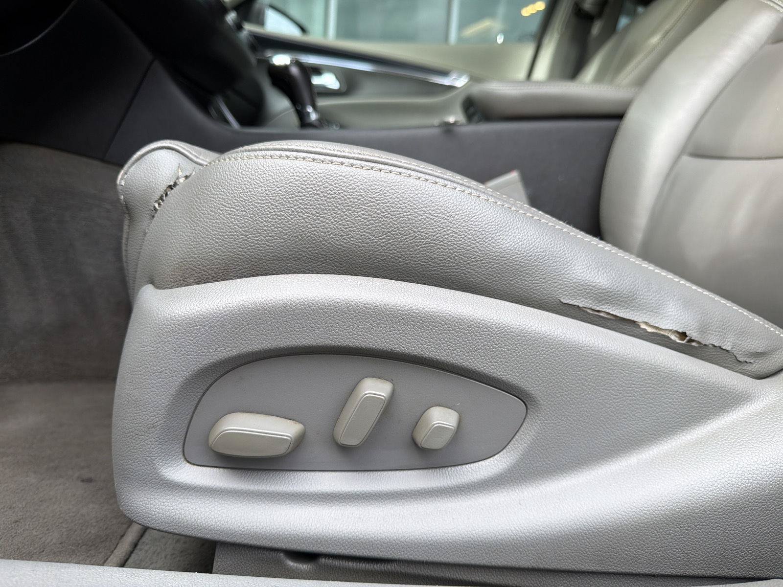 Used 2019 Chevrolet Impala LT w/ Sunroof and Spoiler Package FWD image 14