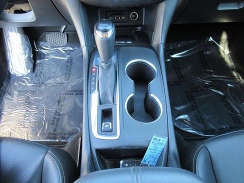 Used 2019 Chevrolet Equinox Premier image 22