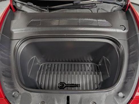 Used 2023 Tesla Model Y Long Range image 32