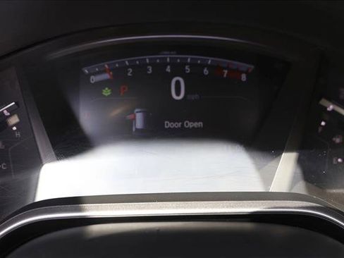 Used 2018 Honda CR-V Touring image 15