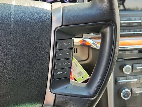 Used 2012 Lincoln MKZ AWD image 21