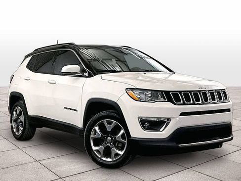 Used 2018 Jeep Compass Limited w/ Safe & Security Group AWD/4WD image 2
