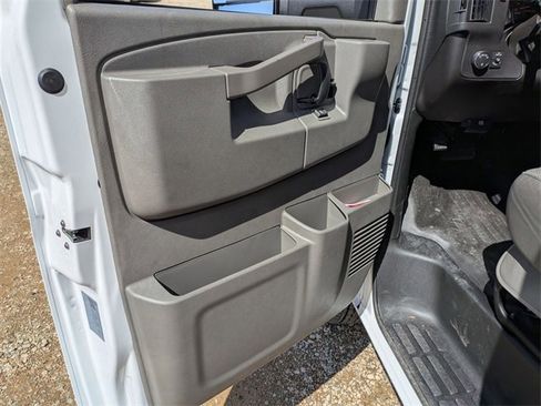 New 2025 Chevrolet Express 3500 w/ Power Convenience Package image 9