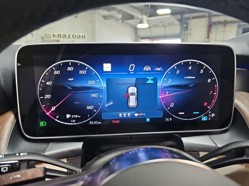 New 2026 Mercedes-Benz GLC 300 image 21