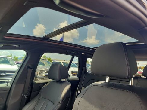 Used 2020 BMW X5 M50i w/ Premium Package AWD/4WD image 27