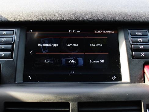 Used 2018 Land Rover Discovery Sport HSE image 25