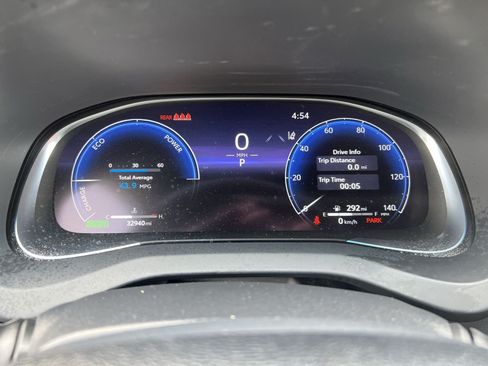 Used 2023 Toyota Venza Limited AWD/4WD image 17