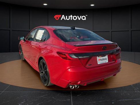 Used 2025 Toyota Camry XSE image 3