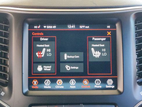 Used 2021 Jeep Cherokee Latitude Lux 80th Anniv w/ Quick Order Package 26U 80TH image 10