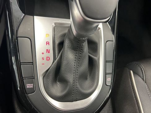 Certified 2023 Kia Forte GT-Line FWD image 18