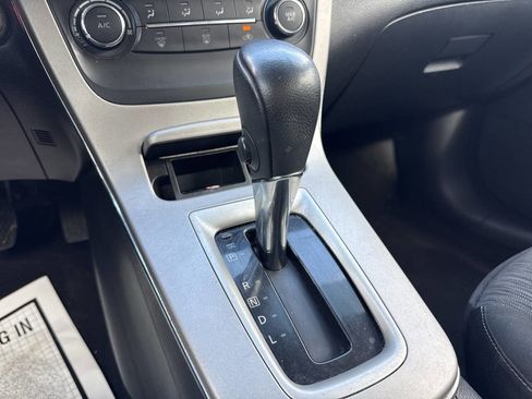 Used 2015 Nissan Sentra SV image 15