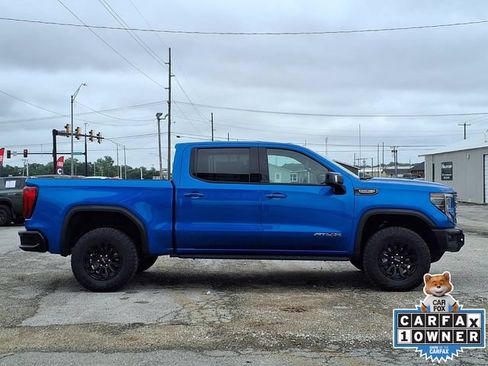 Used 2023 GMC Sierra 1500 AT4X AWD/4WD image 2
