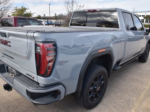 Used 2024 GMC Sierra 2500 AT4 w/ AT4 Premium Plus Package image 5