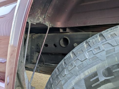 Used 2000 Chevrolet Silverado 1500 LS w/ Firm Ride Suspension Pkg image 20