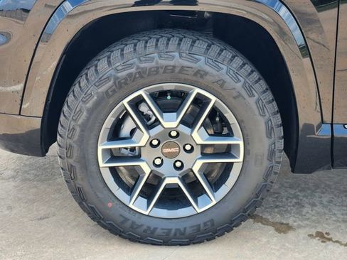 New 2026 GMC Terrain AT4 w/ Convenience Package III AWD/4WD image 10