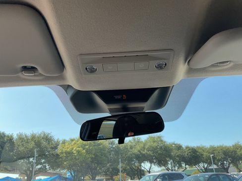 Certified 2026 Nissan Kicks SV FWD image 16