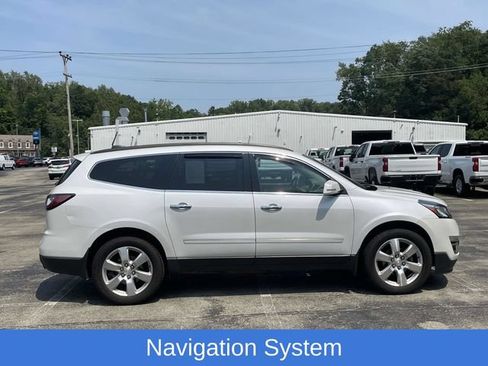 Used 2017 Chevrolet Traverse Premier AWD/4WD image 2
