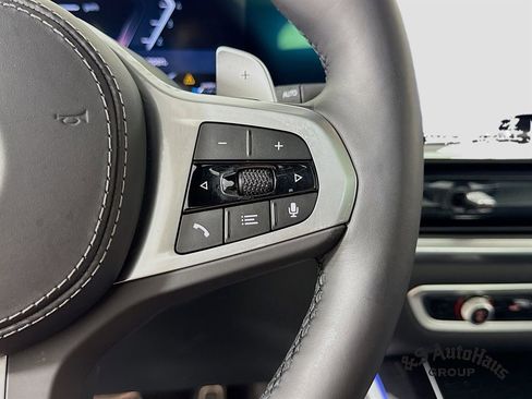 Used 2025 BMW X5 xDrive40i w/ M Sport Package image 14